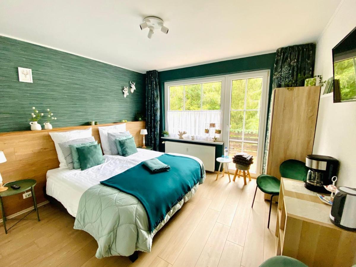 B&B Am Oker, Altenau, Harz Алтенау Екстериор снимка